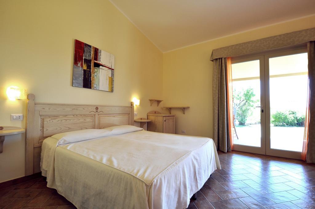 Affittacamere B&B La Villa Dei Graniti Villasimius Quarto foto