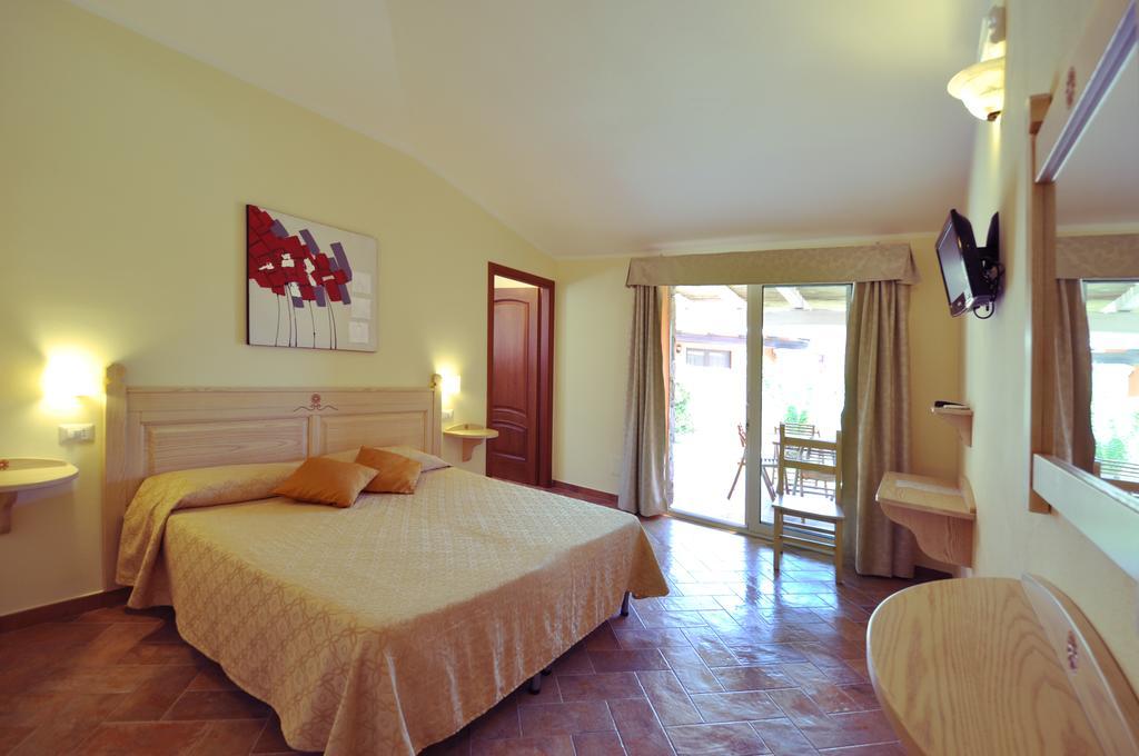 Affittacamere B&B La Villa Dei Graniti Villasimius Quarto foto