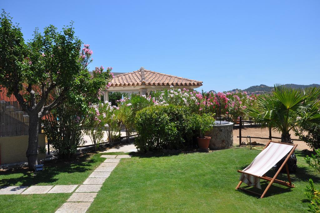 Affittacamere B&B La Villa Dei Graniti Villasimius Exterior foto