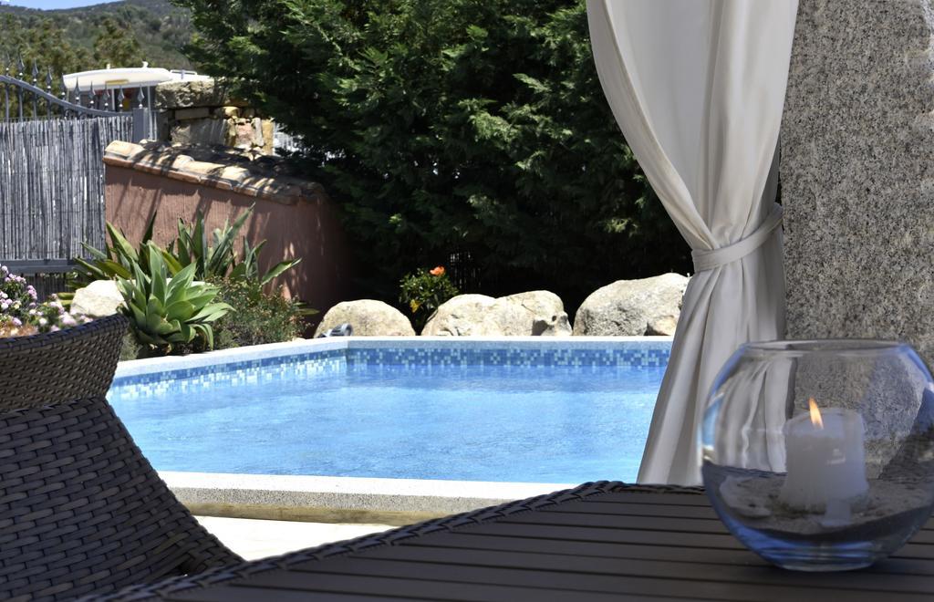 Affittacamere B&B La Villa Dei Graniti Villasimius Exterior foto