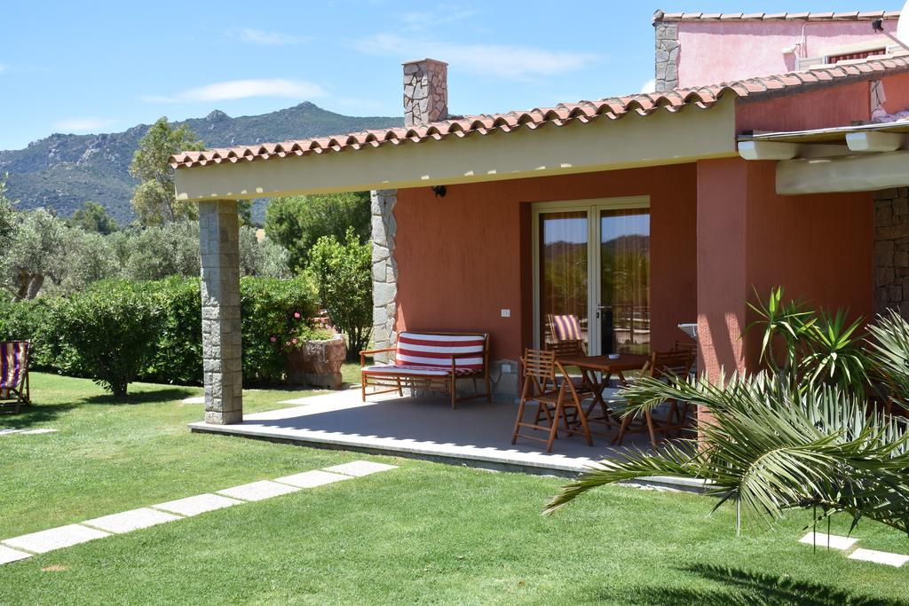 Affittacamere B&B La Villa Dei Graniti Villasimius Exterior foto